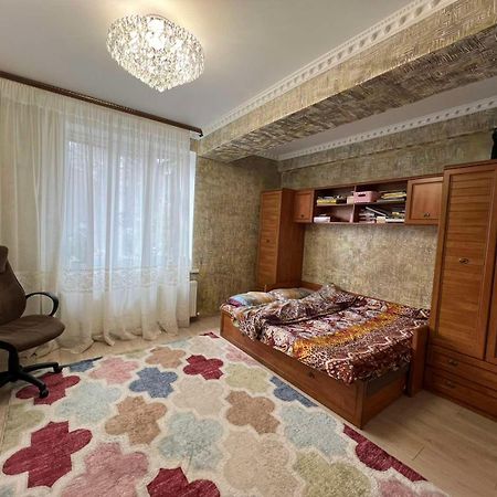 Gold Rose Apartament Chisinau Luaran gambar